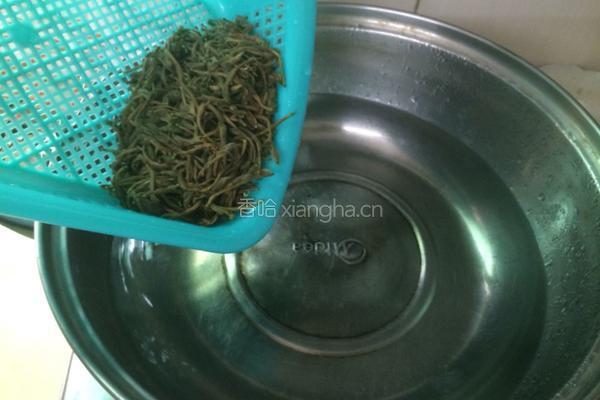 金银花水的做法图解5