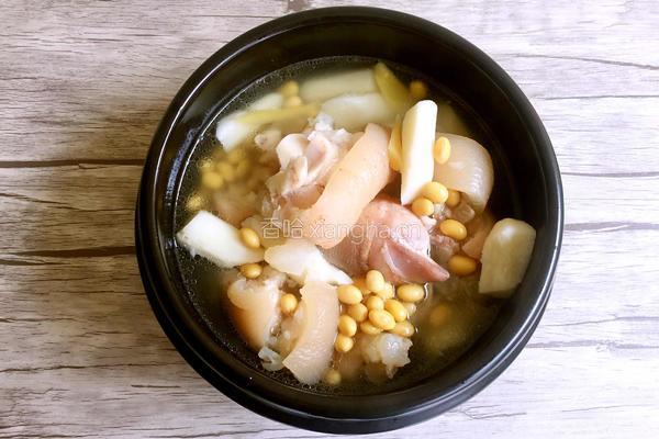 黄豆猪手汤的做法图解5