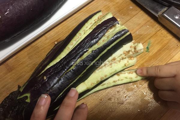 拌茄子的做法图解3