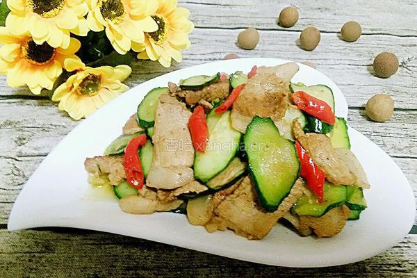 黄瓜炒肉片的做法图解7