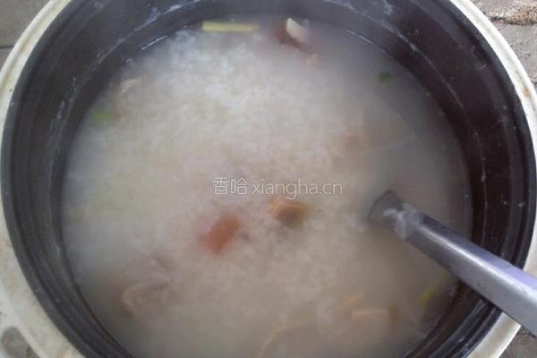 正宗皮蛋瘦肉粥的做法图解6
