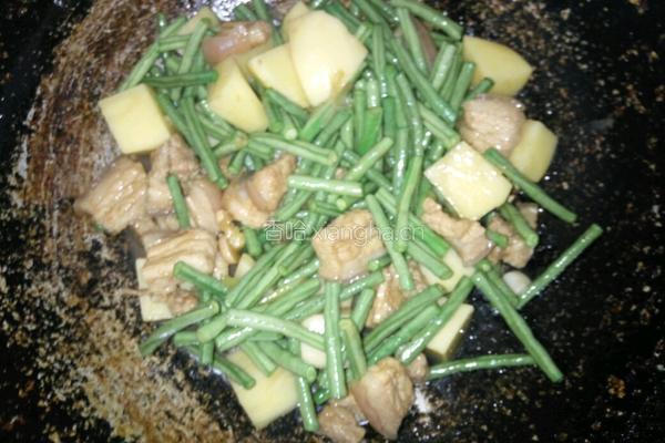 豆角土豆炖肉的做法图解11