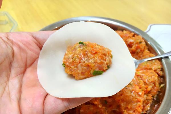 猪肉胡萝卜水饺的做法图解6