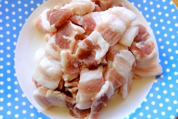 大蒜炒肉片的做法图解2