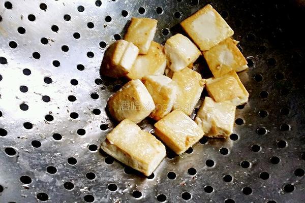 青菜炒豆腐的做法图解7