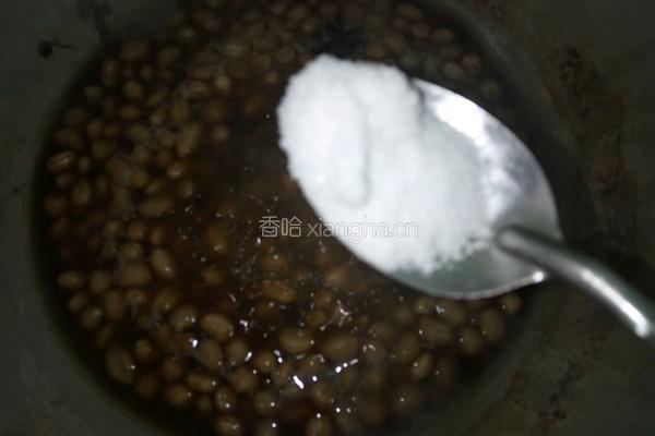 五香煮花生米的做法图解5