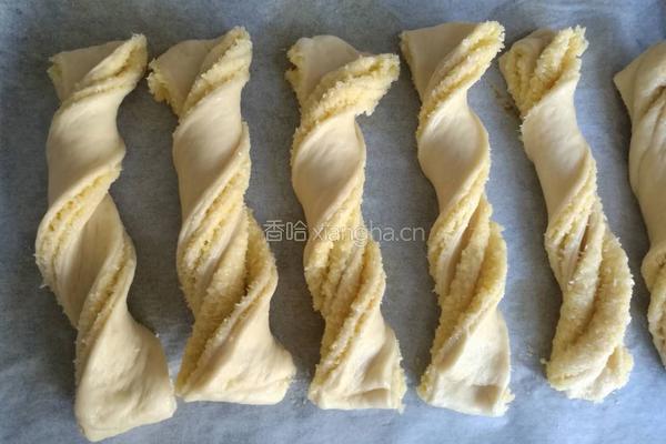 椰蓉奶棒面包的做法图解7