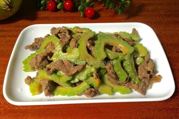 苦瓜牛肉的做法图解8