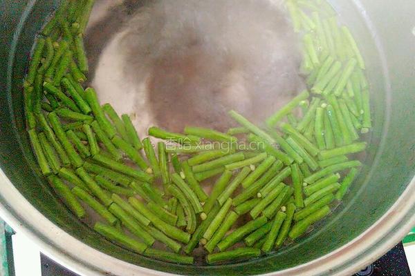 凉拌长豆角的做法图解6