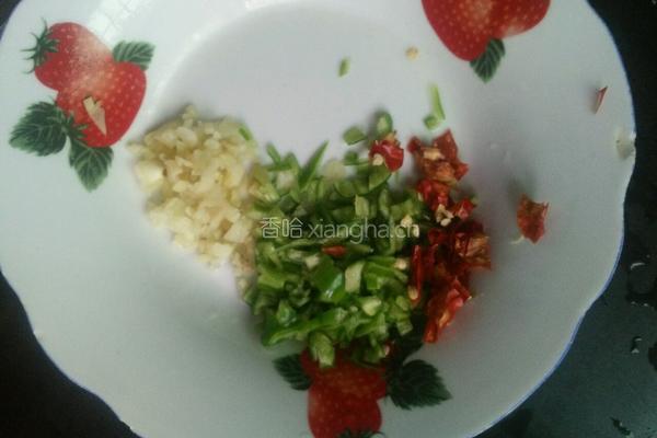香辣炸豆腐的做法图解2