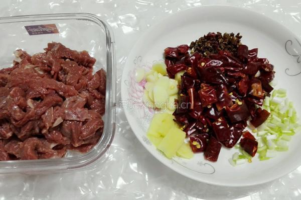 干煸牛肉的做法图解1