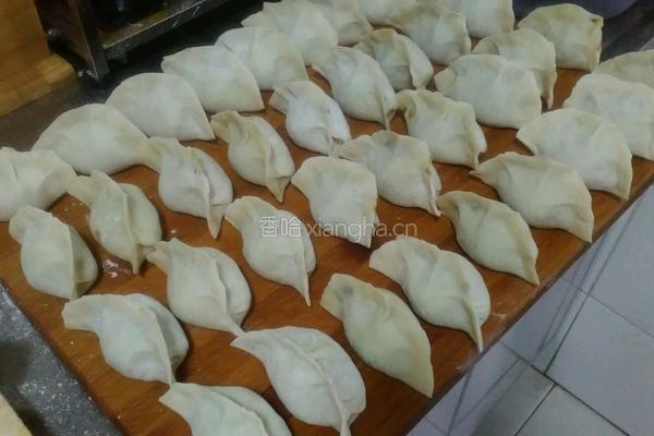 豇豆馅饺子的做法图解14