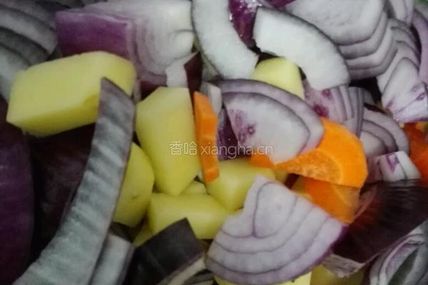 三汁焖锅的做法图解3