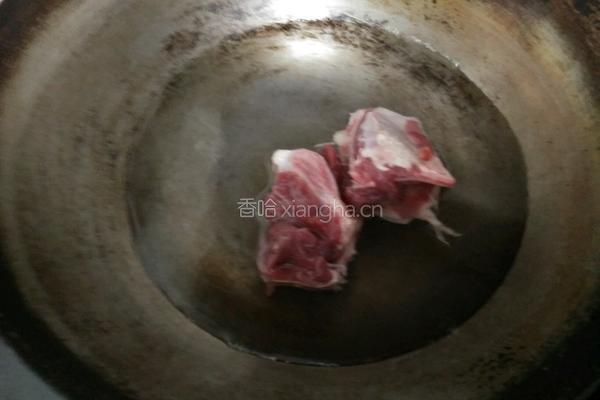 冬瓜排骨海带汤的做法图解2