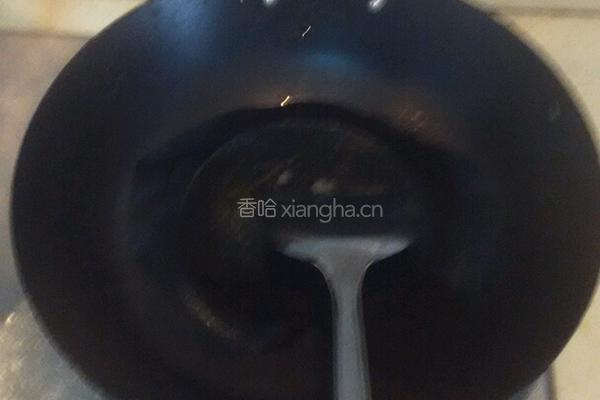 胡萝卜丝炒肉的做法图解2