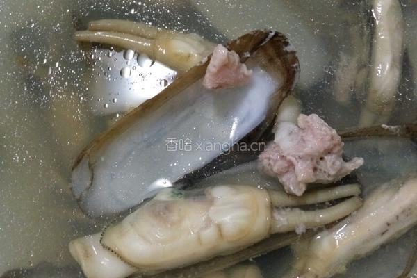瘦肉丝炖老蛏的做法图解11