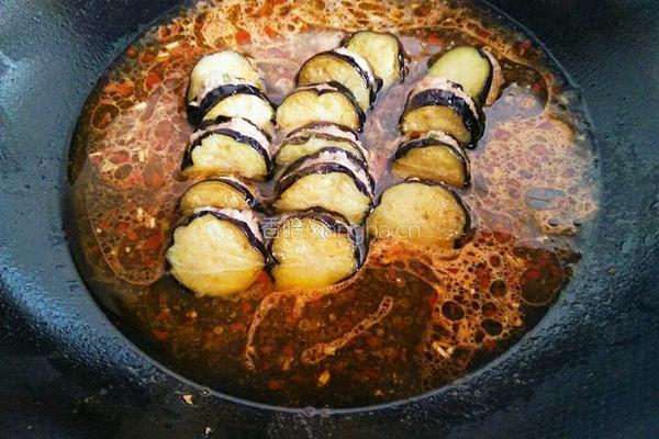 油炸茄子酿肉的做法图解6