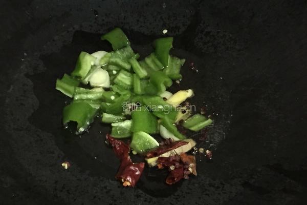 小炒圆白菜的做法图解4