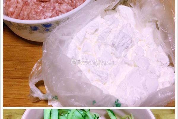 肉丸的做法图解1