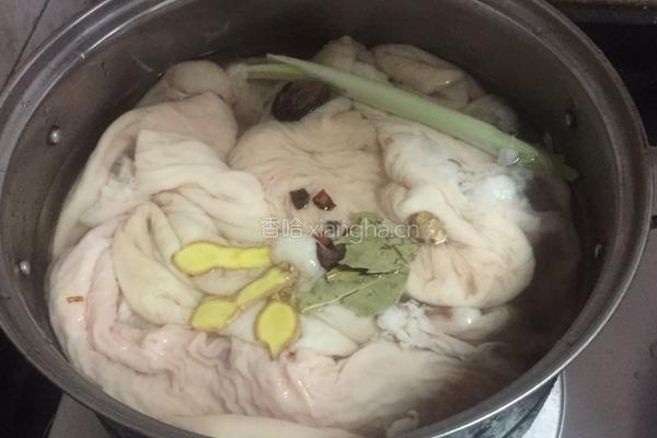 麻辣肥肠的做法图解2