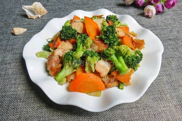 西兰花炒肉的做法图解8