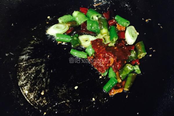 爆炒鱿鱼圈的做法图解1