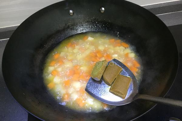 土豆咖喱饭的做法图解4