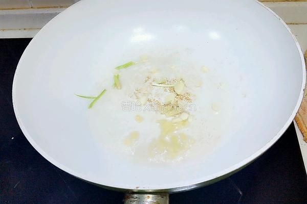 沙司活皮虾的做法图解2