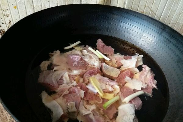 红烧土豆牛腩的做法图解4