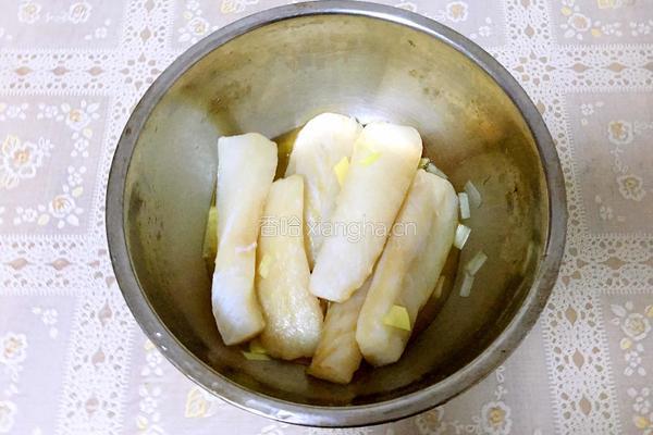 煎银鳕鱼的做法图解2