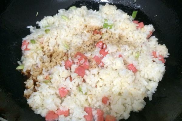 火腿鸡蛋炒饭的做法图解6