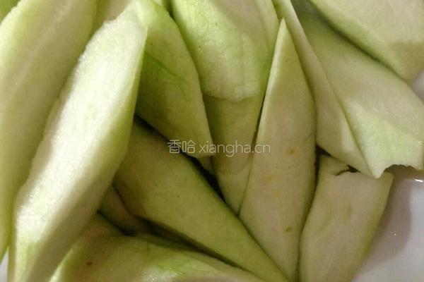 大头鱼汤的做法图解3