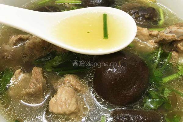 排骨香菇汤的做法图解12