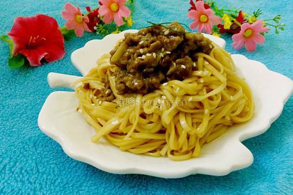 牛肉拌面