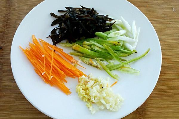 鱼香嫩豆腐的做法图解2