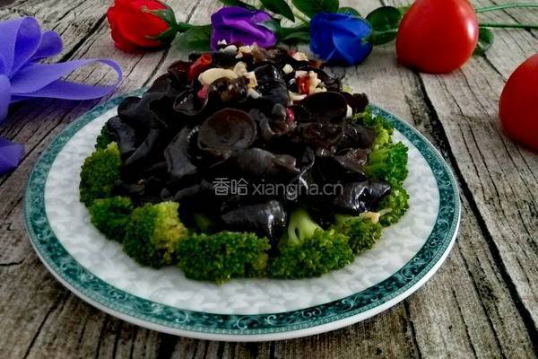 凉拌木耳西兰花的做法图解7