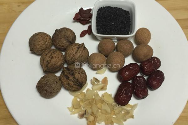 八宝粥的做法图解1