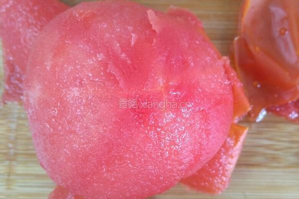 鲫鱼西红柿汤的做法图解2