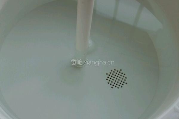 生绿豆芽的做法图解2