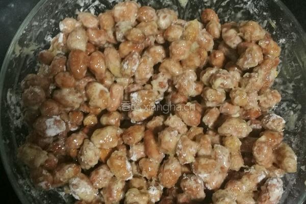 油炸花生米的做法图解2