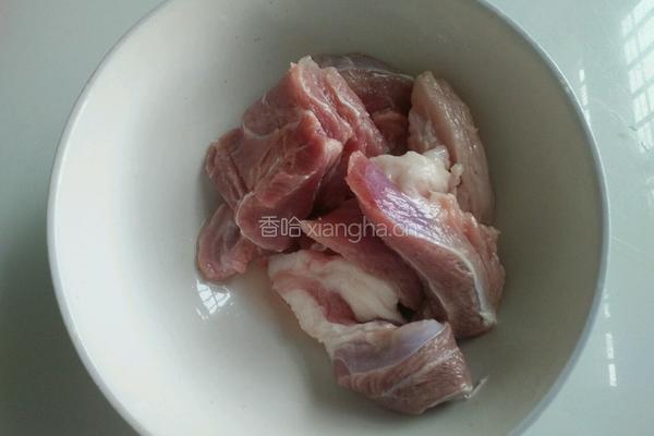 冬瓜炒肉的做法图解1