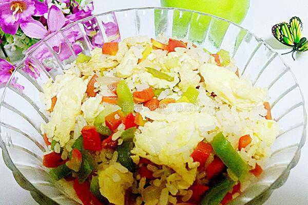 鸡蛋炒米饭的做法图解6
