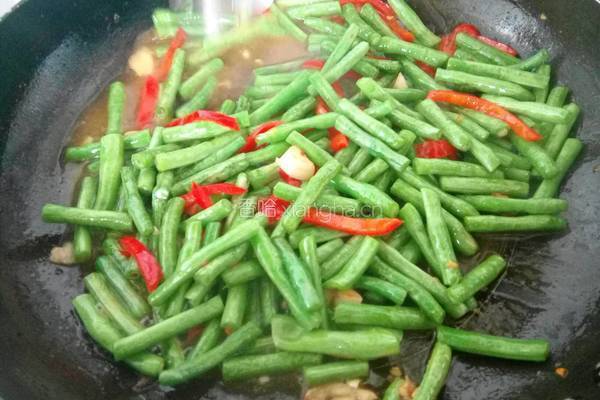 豇豆炒鸡蛋的做法图解6