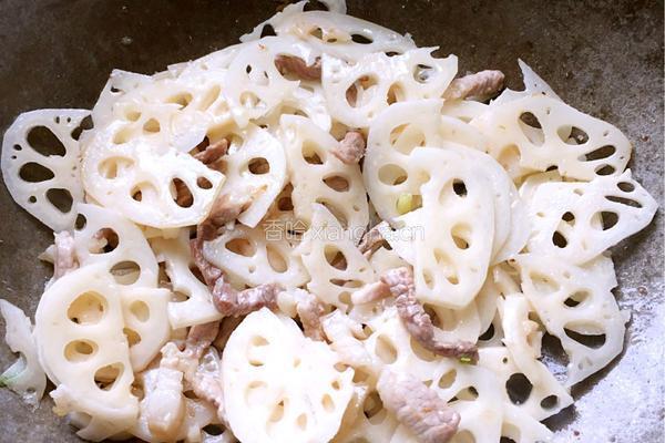 莲藕炒肉的做法图解5
