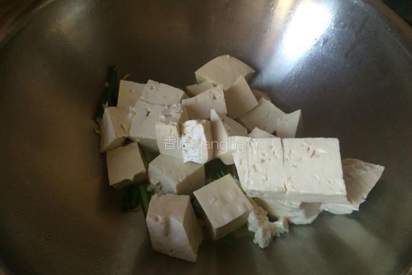 小葱炒豆腐的做法图解5