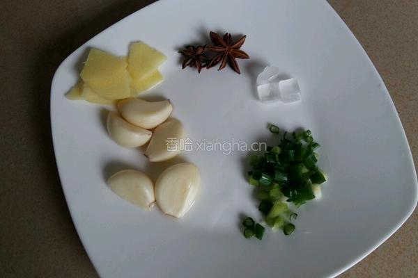 红烧土豆鸡翅的做法图解2