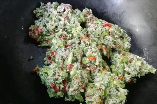 炒韭菜辣椒疙瘩的做法图解4
