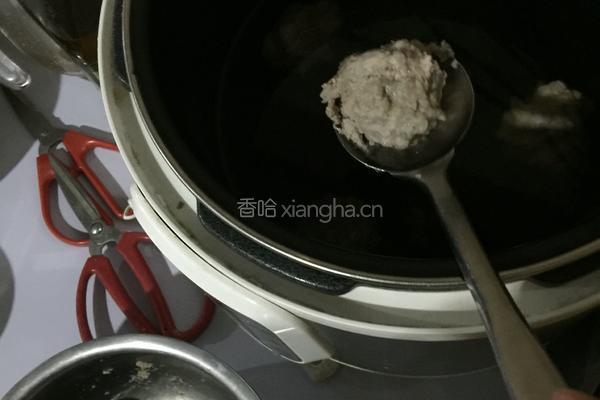 猪肉丸子汤的做法图解7