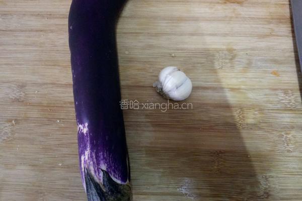 蒸茄子的做法图解1