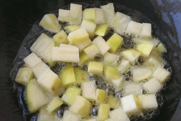 土豆鸡丁的做法图解3
